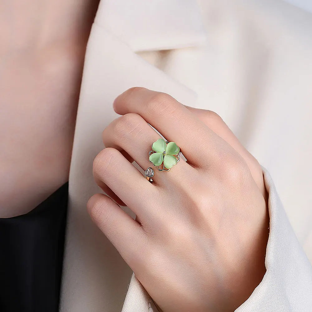 Trendy Rotating Clover Stress Relief Ring
